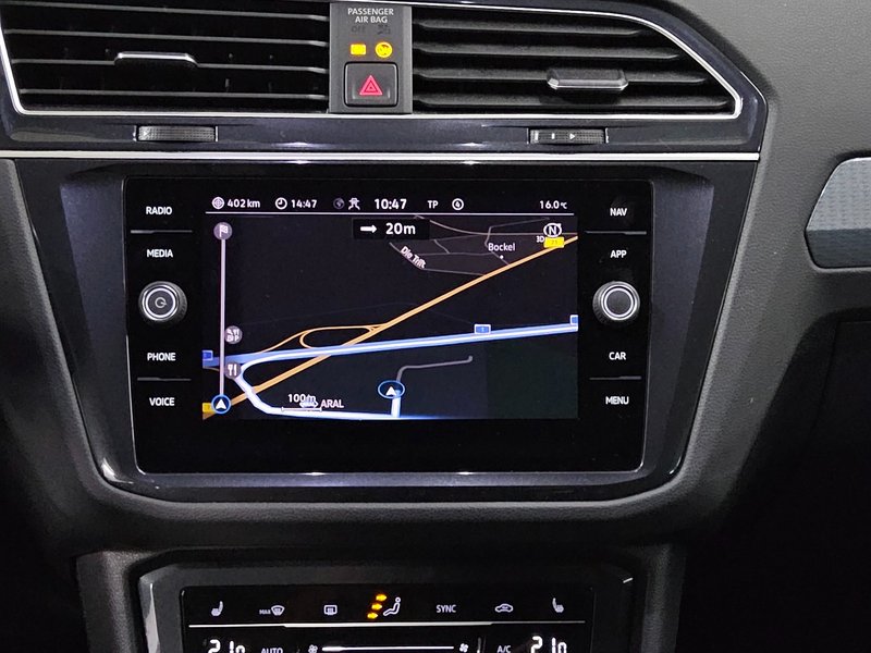 Volkswagen Tiguan 2.0 TDI Life • Full LED • AHK — 7