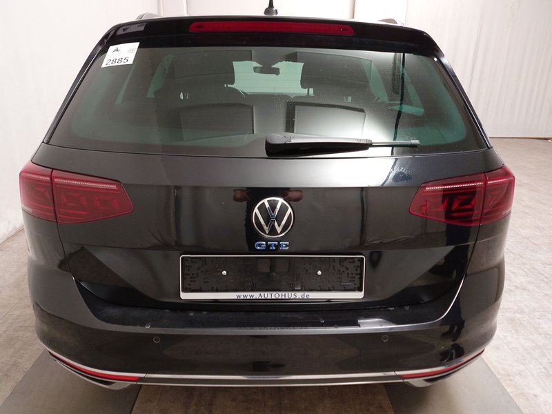 Volkswagen Passat Variant GTE 1.4 TSI automatik • ACC • LED — 14