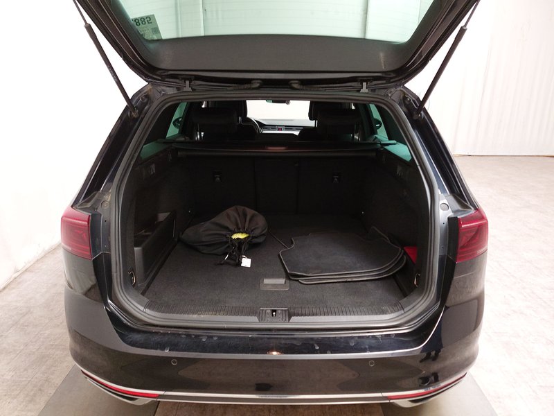 Volkswagen Passat Variant GTE 1.4 TSI automatik • ACC • LED — 16