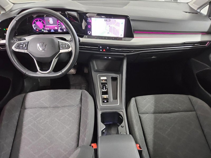 Volkswagen Golf 8 2.0 TDI automatik Life • ACC • bežično punjenje — 5
