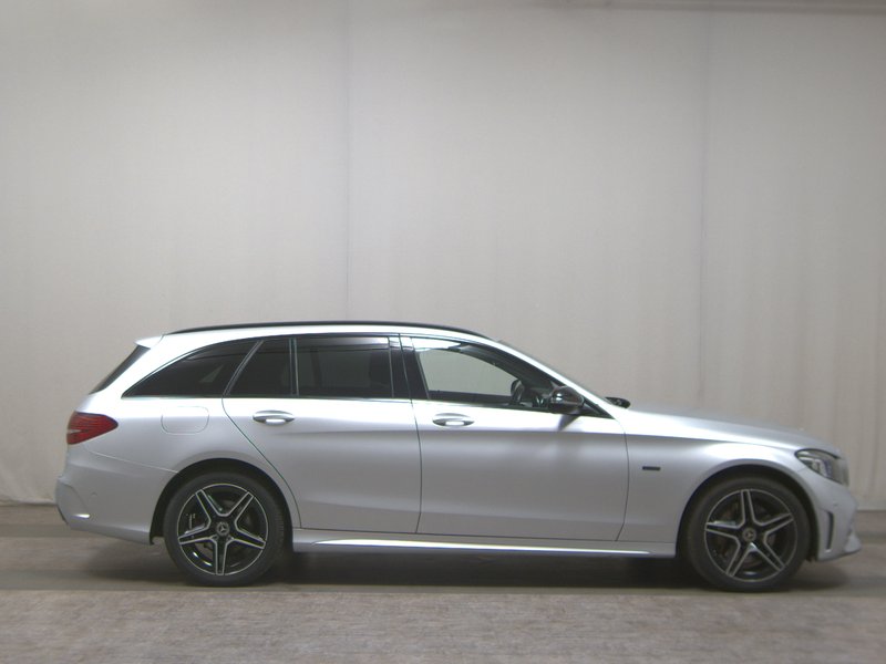Mercedes-Benz C 300 de karavan automatik AMG Line • ACC • LED