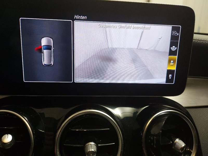 Mercedes-Benz C 300 de karavan automatik AMG Line • ACC • LED — 23