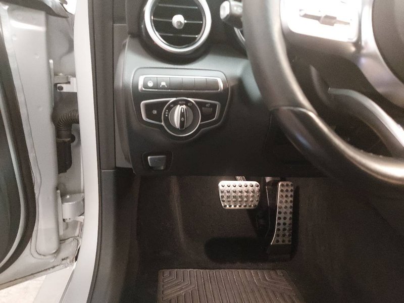 Mercedes-Benz C 300 de karavan automatik AMG Line • ACC • LED — 7
