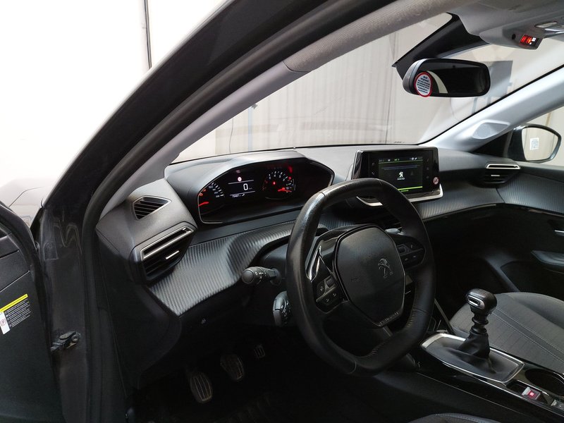Peugeot 208 1.2 PureTech Allure • Full LED • digitalni instrumenti — 6