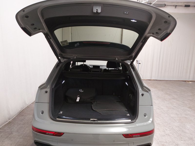 Audi Q5 50 TFSI e quattro S line automatik • ACC • LED — 15