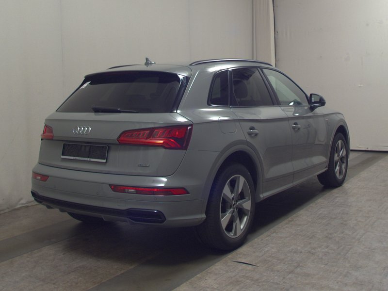 Audi Q5 50 TFSI e quattro S line automatik • ACC • LED — 4