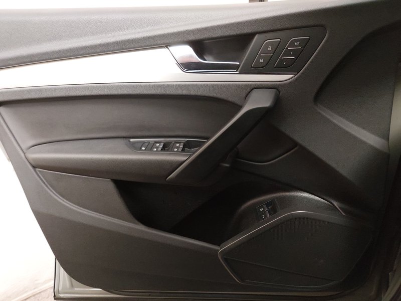 Audi Q5 50 TFSI e quattro S line automatik • ACC • LED — 5