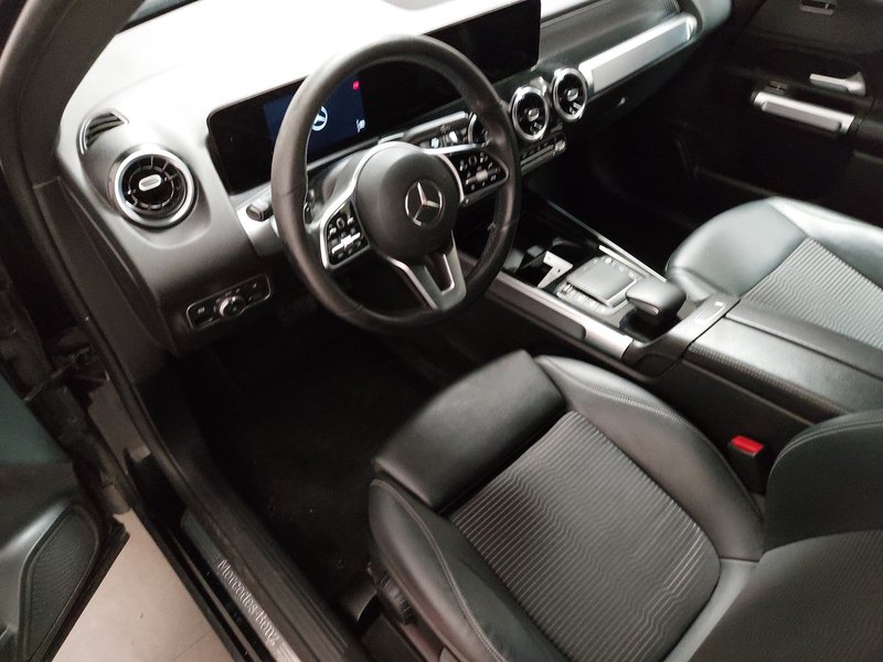 Mercedes-Benz GLB 200 d automatik Progressive • AHK • LED — 6