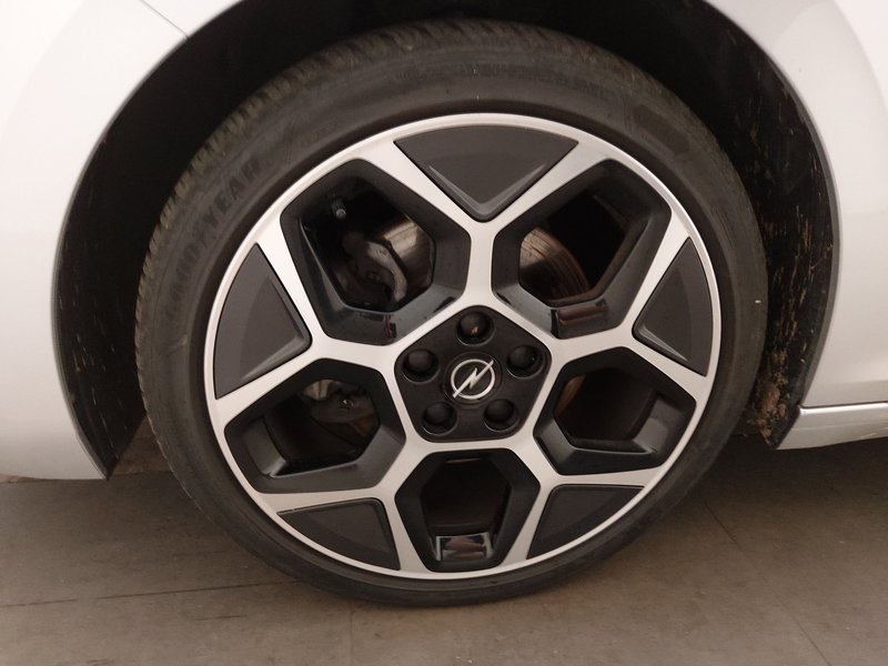 Opel Astra Sports Tourer 1.5 D automatik GS Line • panorama • AHK — 9