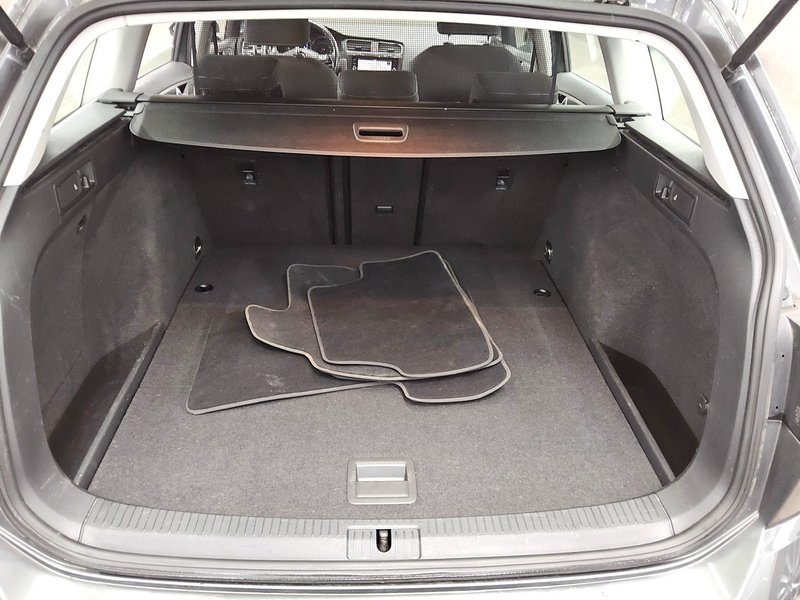 Volkswagen Golf 7 Variant 2.0 TDI Comfortline automatik • ACC • LED — 11