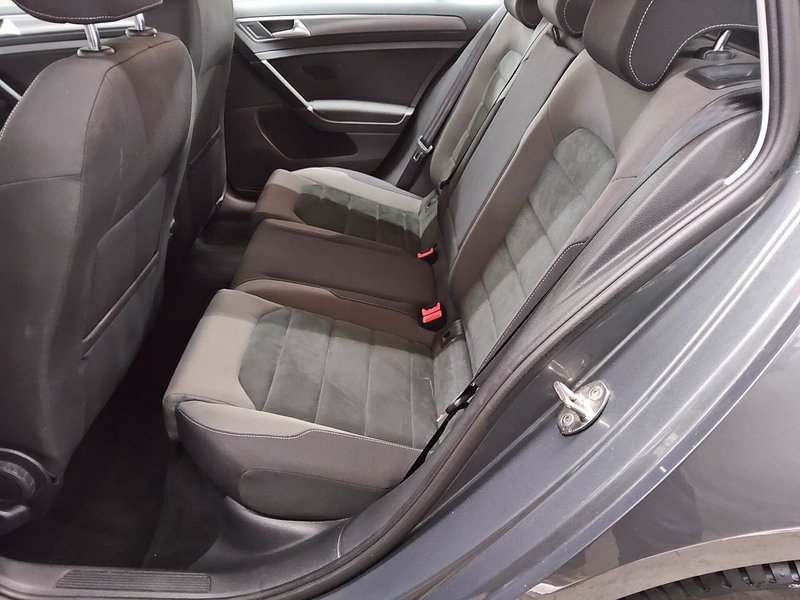 Volkswagen Golf 7 Variant 2.0 TDI Comfortline automatik • ACC • LED — 13