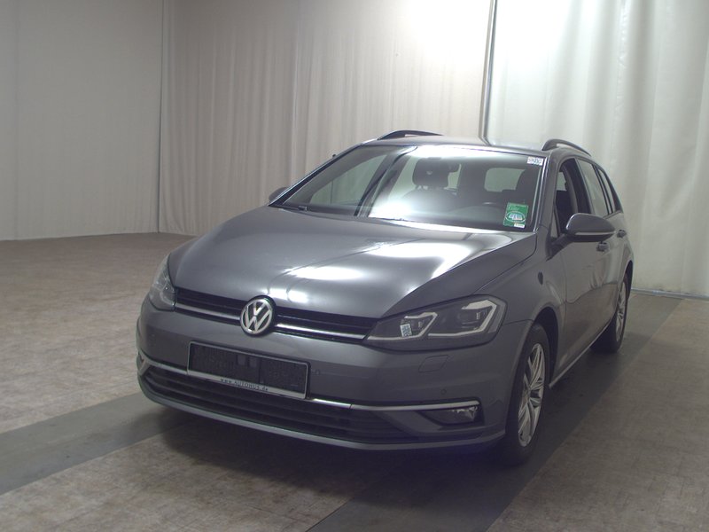 Volkswagen Golf 7 Variant 2.0 TDI Comfortline automatik • ACC • LED — 2