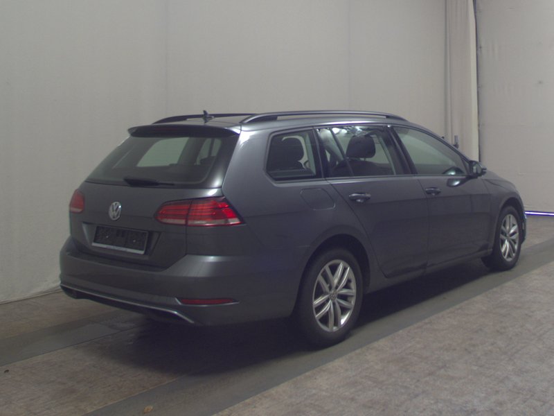 Volkswagen Golf 7 Variant 2.0 TDI Comfortline automatik • ACC • LED — 4