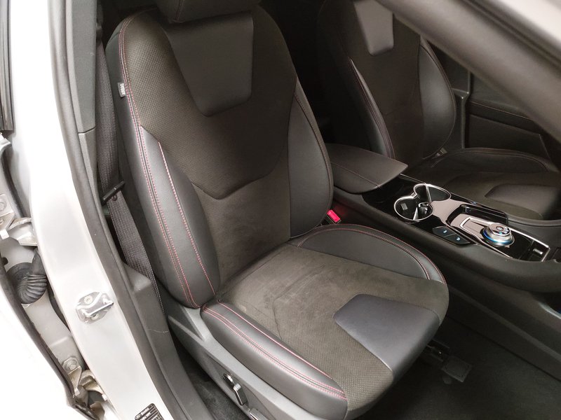 Ford Mondeo Turnier 2.0 EcoBlue automatik ST Line • AHK • memorija sjedala — 10