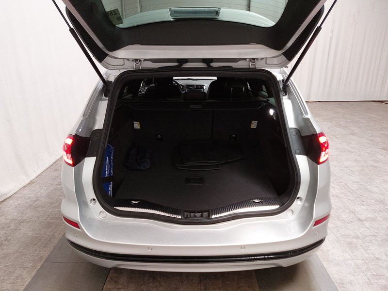 Ford Mondeo Turnier 2.0 EcoBlue automatik ST Line • AHK • memorija sjedala — 15