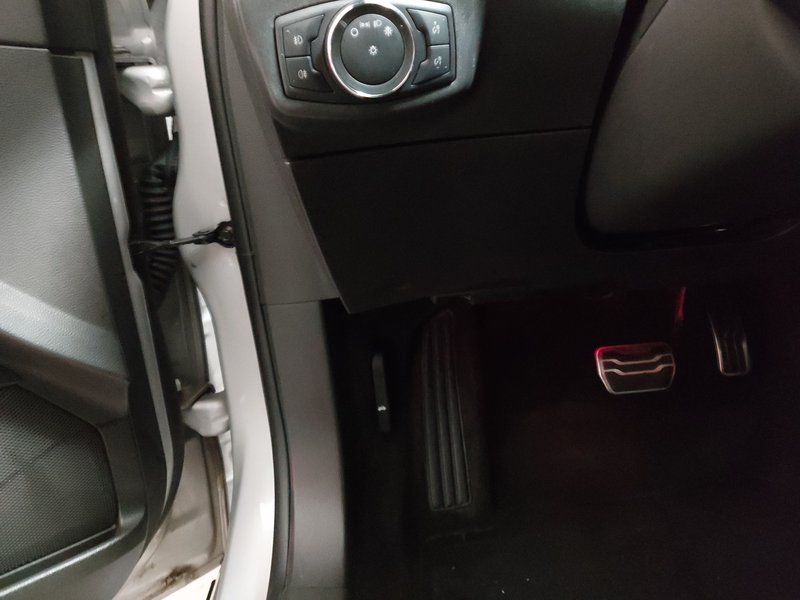 Ford Mondeo Turnier 2.0 EcoBlue automatik ST Line • AHK • memorija sjedala — 7