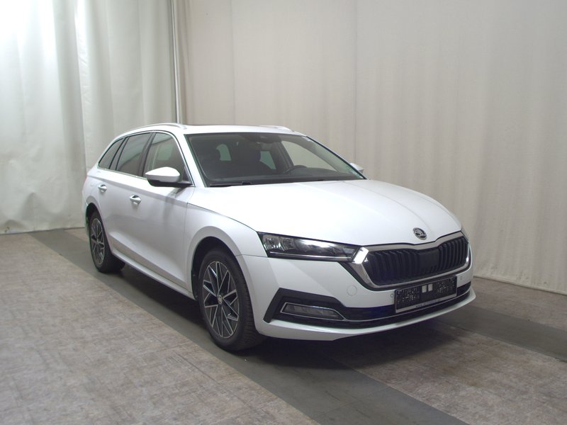 Škoda Octavia Combi 2.0 TDI Style automatik • panorama • HUD — 3