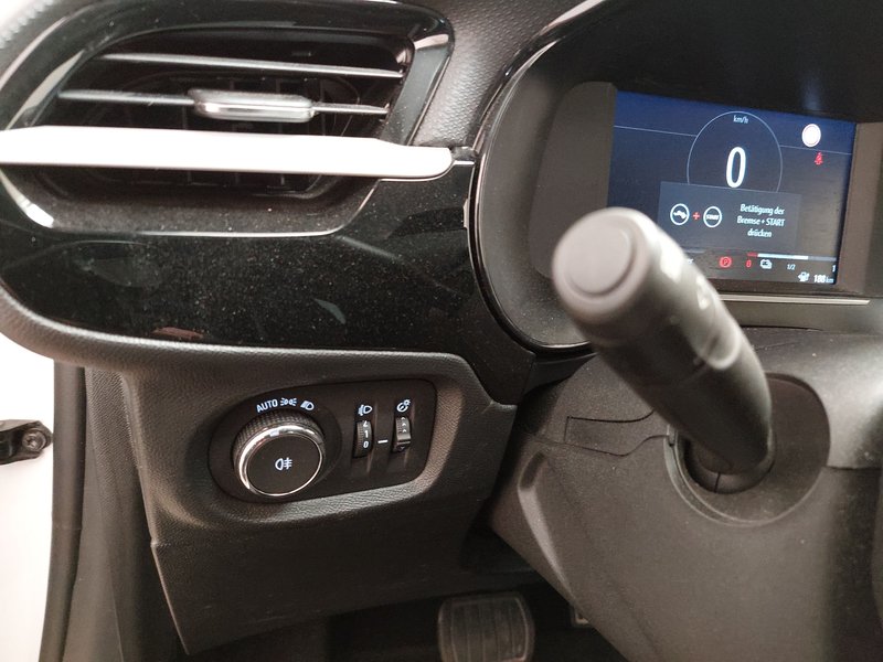 Opel Corsa-e • Full LED • digitalni instrumenti — 7
