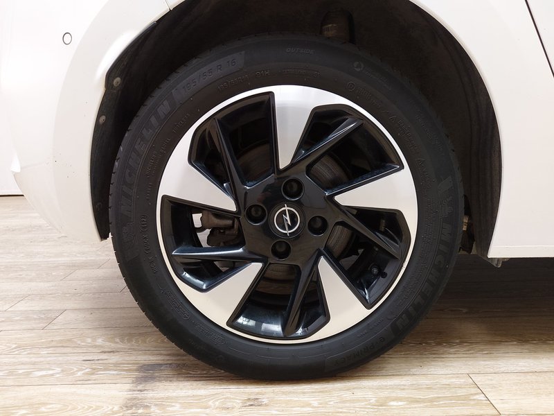 Opel Corsa-e • Full LED • digitalni instrumenti — 8