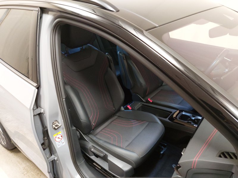 Volkswagen ID.4 GTX 4MOTION • ACC • bežično punjenje — 10