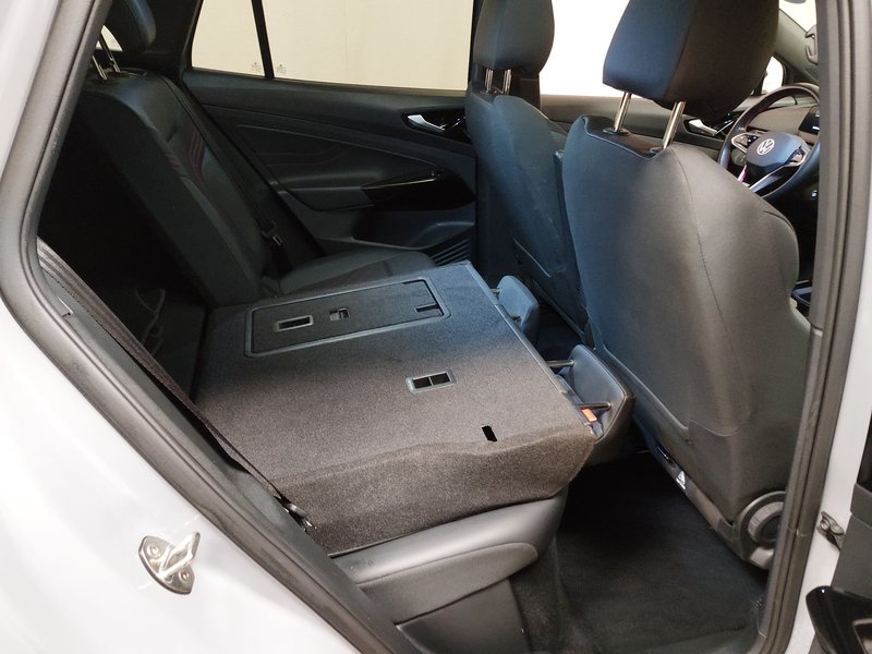 Volkswagen ID.4 GTX 4MOTION • ACC • bežično punjenje — 11