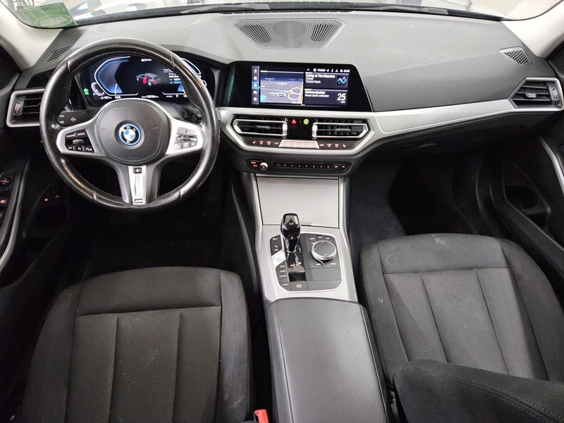 BMW 320e Touring Advantage automatik • AHK • digitalni instrumenti — 5