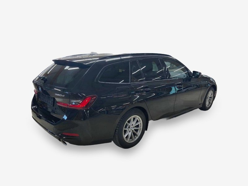 BMW 320d automatik • HUD • LED — 4