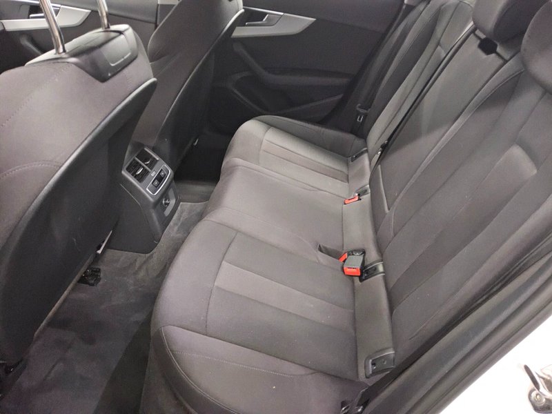 Audi A4 Avant 40 TDI automatik S line • Full LED — 13