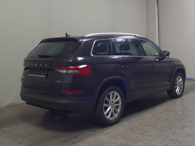 Škoda Kodiaq 2.0 TDI 4x4 automatik Style • električna peta vrata • Full LED — 4