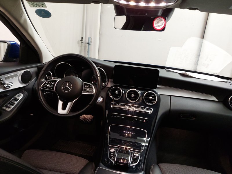 Mercedes-Benz C 300 de karavan Avantgarde automatik • AHK • Full LED — 19
