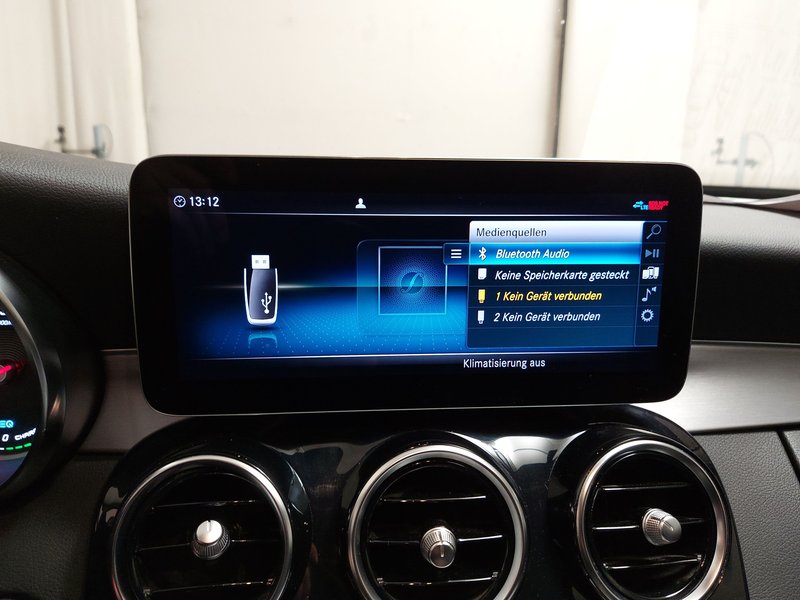 Mercedes-Benz C 300 de karavan Avantgarde automatik • AHK • Full LED — 22