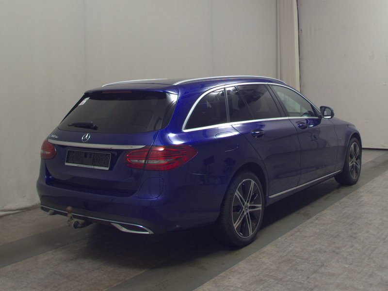 Mercedes-Benz C 300 de karavan Avantgarde automatik • AHK • Full LED — 4