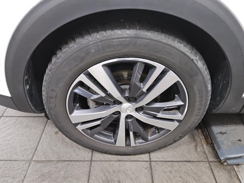 Peugeot 5008 1.2 PureTech Allure • LED • digitalni instrumenti — 11