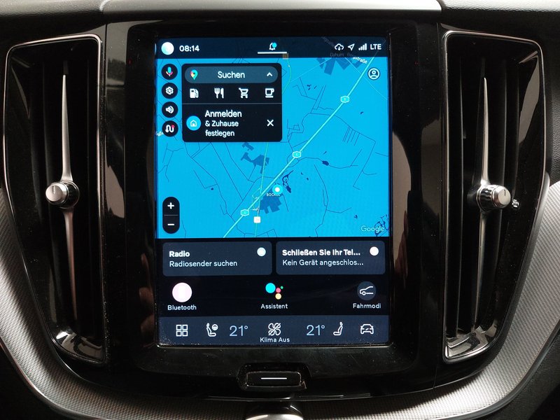 Volvo XC60 B4 D automatik AWD Core • ACC • električna peta vrata — 19