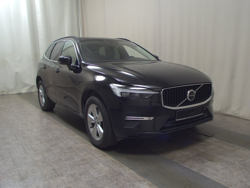 Volvo XC60 B4 D automatik AWD Core • ACC • električna peta vrata — 3