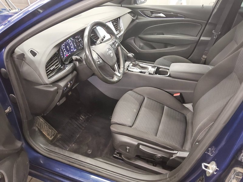 Opel Insignia ST 2.0 CDTI automatik Business Edition • AHK • el. peta vrata — 8