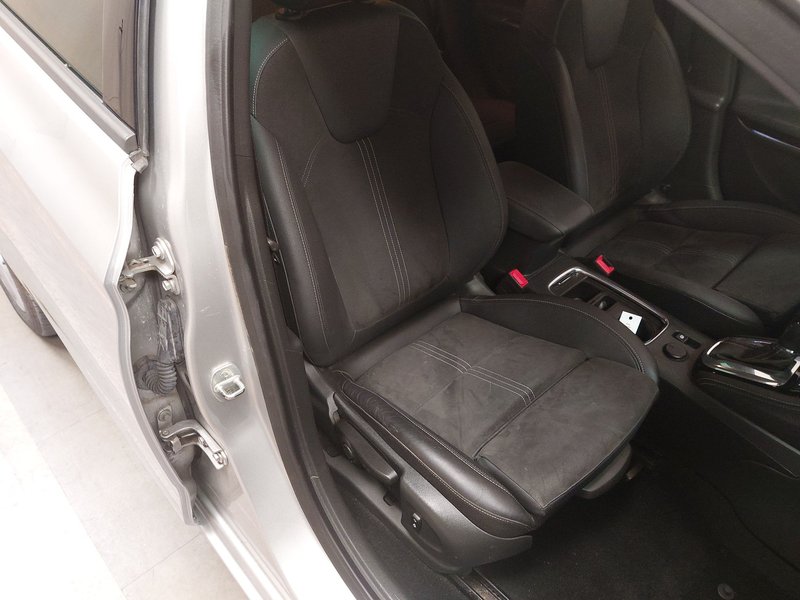 Opel Astra ST 1.5 D automatik Elegance • LED • navigacija — 10