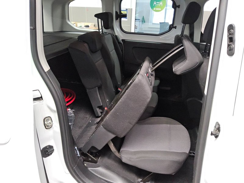Peugeot Rifter Active Elektro — 12