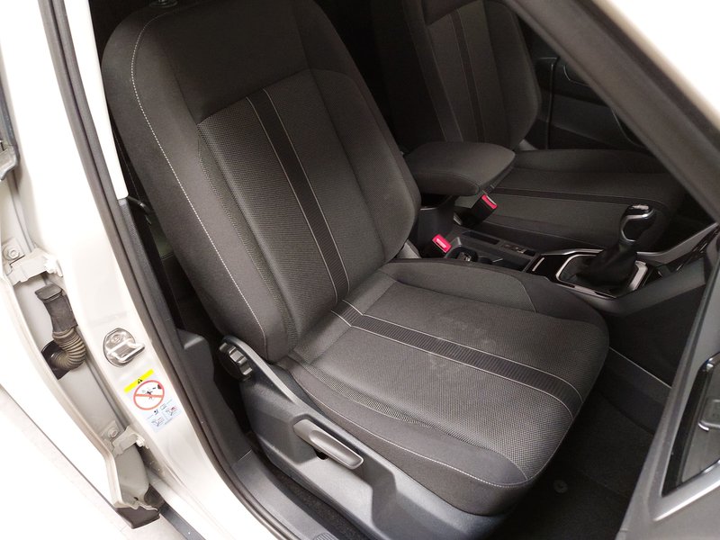 Volkswagen T-Roc 1.0 TSI Life • LED • AHK — 10