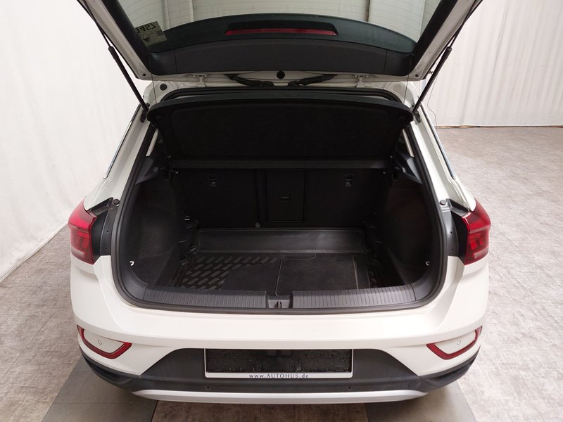 Volkswagen T-Roc 1.0 TSI Life • LED • AHK — 15