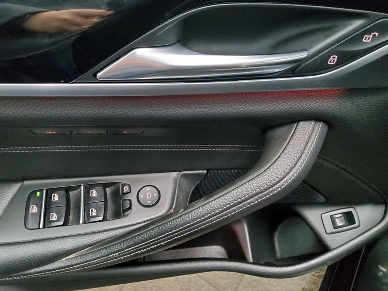BMW 540d xDrive Touring automatik Sport Line • HUD • ACC — 10