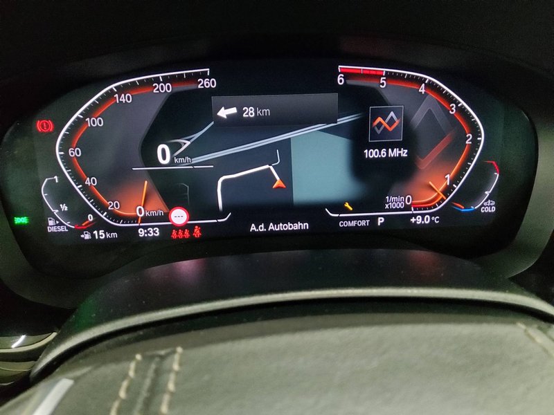 BMW 540d xDrive Touring automatik Sport Line • HUD • ACC — 8