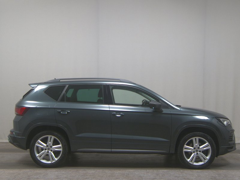 Seat Ateca 2.0 TDI 4Drive automatik FR-Line • ACC • Full LED