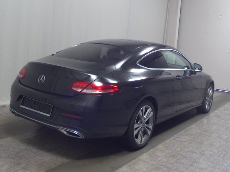 Mercedes-Benz C 400 4MATIC Coupé automatik • panorama • HUD — 4