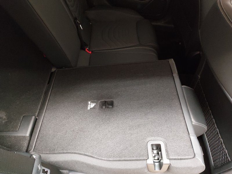 Mercedes-Benz CLA 200 d automatik Progressive • električna peta vrata • LED — 11