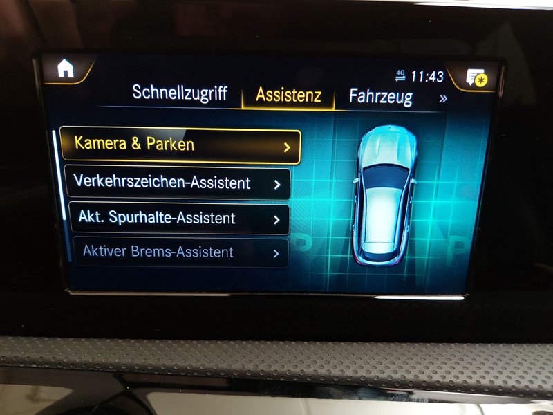 Mercedes-Benz CLA 200 d automatik Progressive • električna peta vrata • LED — 21