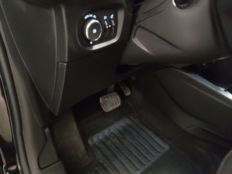 Opel Corsa 1.2 automatik Elegance • LED — 7