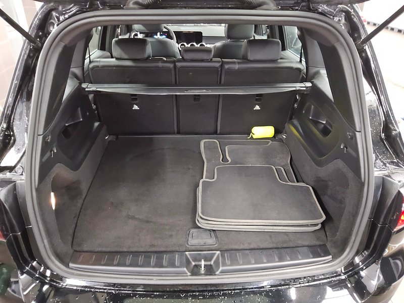 Mercedes-Benz GLB 220 d automatik Progressive • panorama • digitalni instrumenti — 13