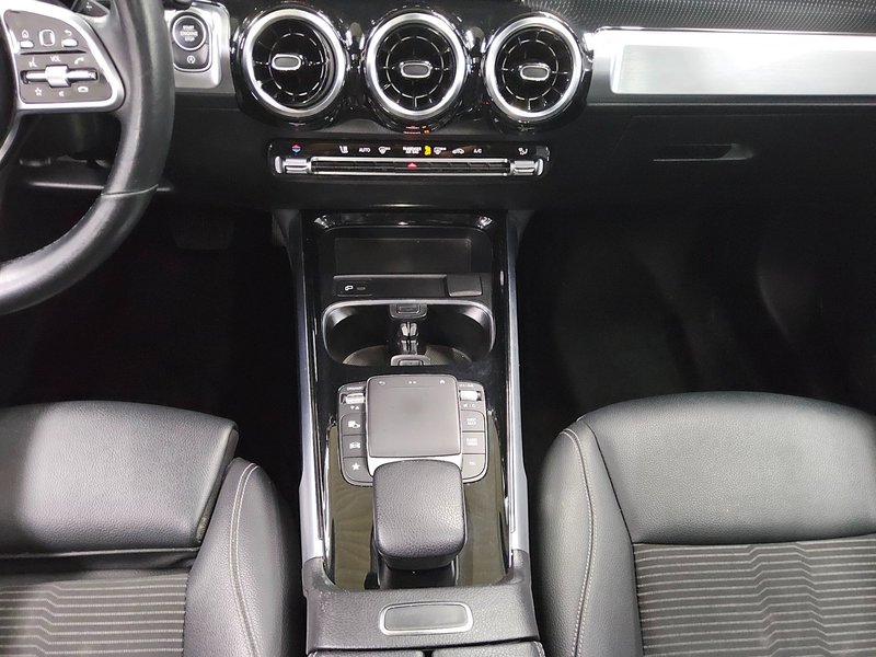 Mercedes-Benz GLB 220 d automatik Progressive • panorama • digitalni instrumenti — 6