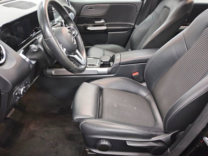 Mercedes-Benz GLB 220 d automatik Progressive • panorama • digitalni instrumenti — 9
